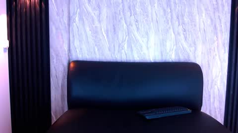 Snapshot of timmcloud chatting on 12, 11, 2025 Timm online show from 12, 11, 2025