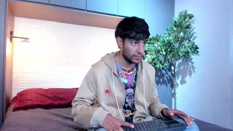 Snapshot of timmy_bennett chatting on 16, 3, 2026 Timmy Bennett online show from 16, 3, 2026