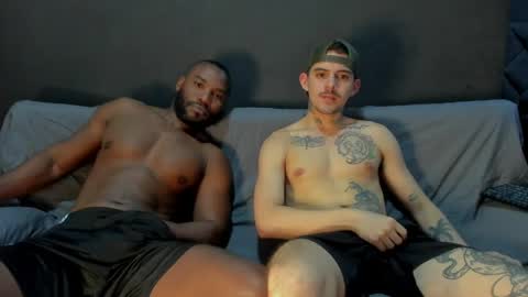 Snapshot of timothy_eliot chatting on 23, 4, 2026 wanna play bareback uncut colombian couple new twink bbk online show from 23, 4, 2026