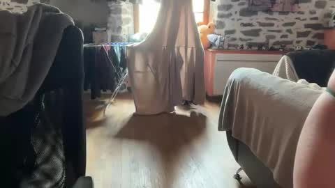 Snapshot of timplaw chatting on 7, 3, 2025 Timplaw online show from 7, 3, 2025