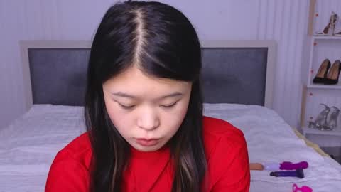 tina__kim online show from 10, 12, 2024