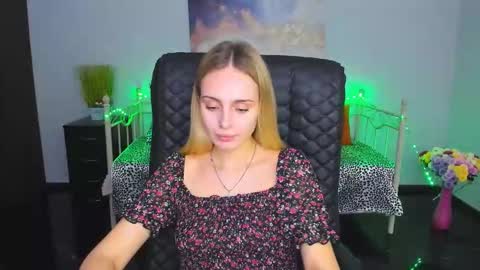 Snapshot of tina_jonesi chatting on 6, 11, 2025 Tina online show from 6, 11, 2025