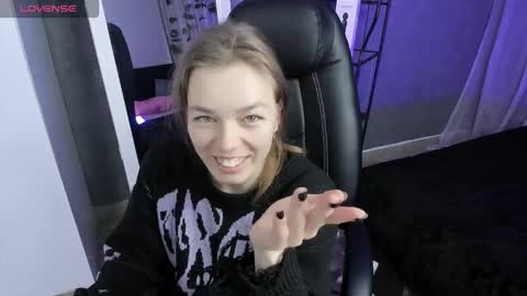 Tina Tayllor MY SHEDULEMondayTuesdaySaturdaySunday online show from 17, 11, 2025