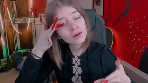 Tina Davil online show from 9, 1, 2025