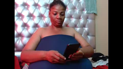 tinagiant online show from 11, 9, 2025