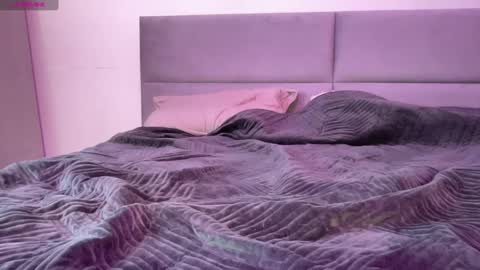 Polly online show from 7, 2, 2025