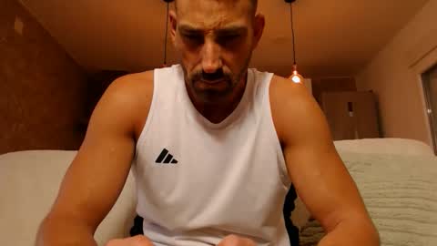 tinoclandestino online show from 7, 2, 2026