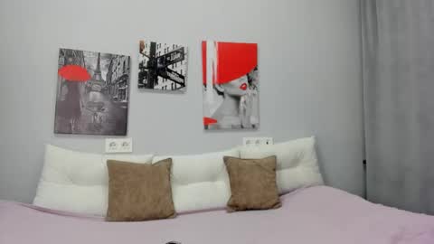 Snapshot of tiny__juju chatting on 11, 11, 2025 JuJu online show from 11, 11, 2025