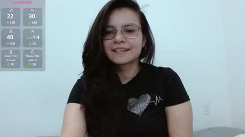 Tiny Caroline online show from 4, 2, 2025