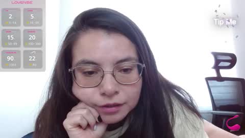 Tiny Caroline online show from 17, 1, 2026