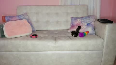 tiny_cora online show from 6, 1, 2025