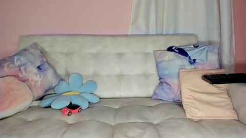 tiny_cora online show from 10, 2, 2025