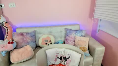 tiny_cora online show from 30, 3, 2026