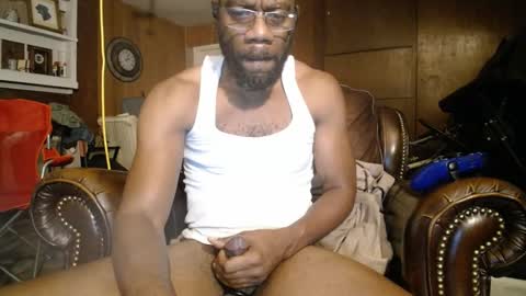 tinycock_1979 online show from 8, 10, 2025