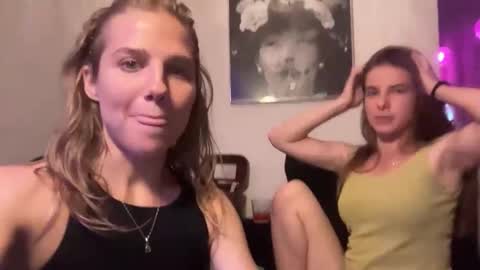 Tiny online show from 21, 4, 2026