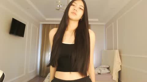 Snapshot of tinykawaii chatting on 9, 7, 2026 Tina extra tips in PVT online show from 9, 7, 2026