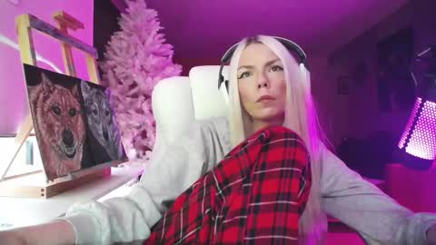 stage Kylie Sinner  brand CLITBAIT online show from 7, 11, 2025