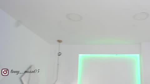 Luna  online show from 18, 1, 2025