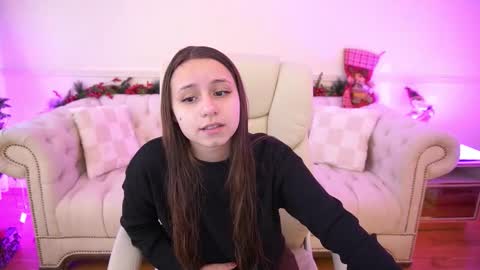 tinynataliee online show from 15, 1, 2026