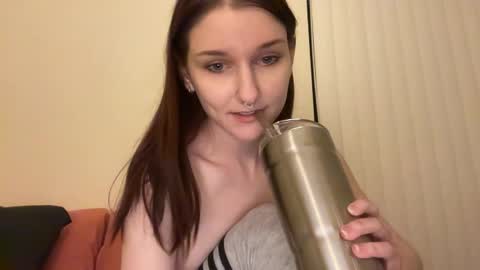 Snapshot of tinytittytia chatting on 31, 12, 2024 Tia online show from 31, 12, 2024