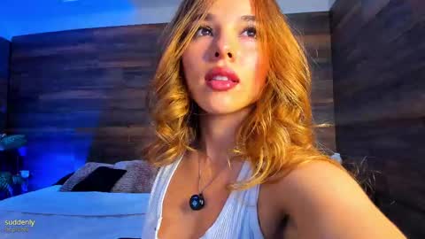 Snapshot of tinyw0nder chatting on 26, 9, 2025 Instagram  tinyw0nder online show from 26, 9, 2025