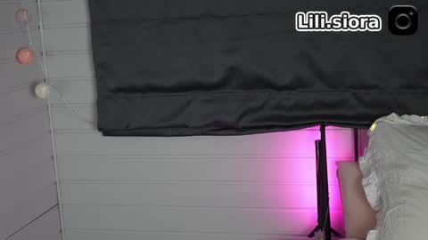 Lili online show from 17, 4, 2026