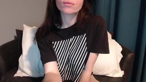 Snapshot of tinyytina chatting on 20, 12, 2024 TinyyTina online show from 20, 12, 2024