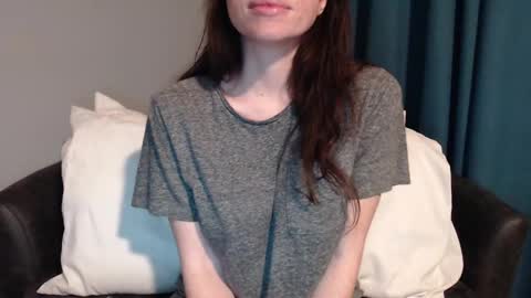 Snapshot of tinyytina chatting on 25, 12, 2024 TinyyTina online show from 25, 12, 2024