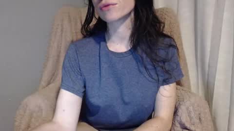 Snapshot of tinyytina chatting on 1, 4, 2026 TinyyTina online show from 1, 4, 2026