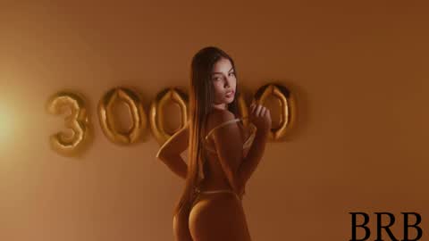 Tiphani Walker online show from 28, 2, 2025