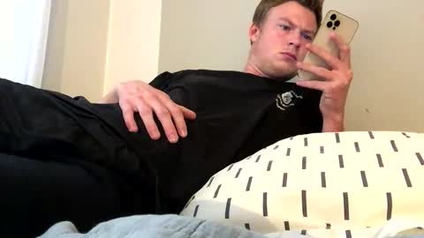 tippedrobin4830 online show from 11, 11, 2025