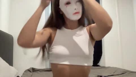 Snapshot of tipsytinkerbell chatting on 8, 10, 2025 Tinks online show from 8, 10, 2025