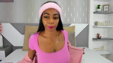 Snapshot of tisha_cole chatting on 14, 2, 2025 Tisha online show from 14, 2, 2025