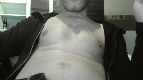 Snapshot of titfred54380 chatting on 12, 1, 2025 frederic online show from 12, 1, 2025