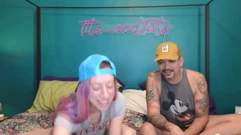 Snapshot of tits_andtats chatting on 5, 11, 2025 Lolo and Erik online show from 5, 11, 2025