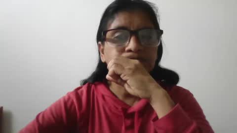 Ester online show from 27, 1, 2025