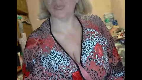 Snapshot of tittylina chatting on 1, 10, 2025 tittylina online show from 1, 10, 2025
