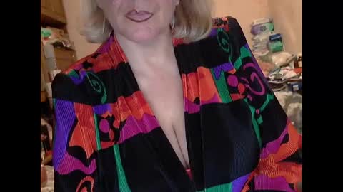 Snapshot of tittylina chatting on 5, 11, 2025 tittylina online show from 5, 11, 2025