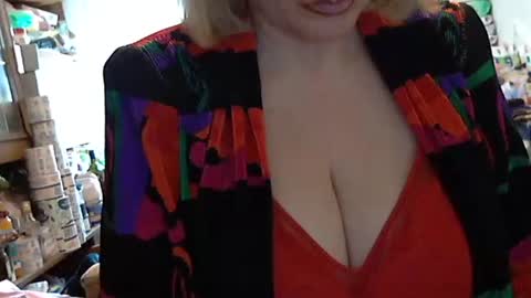 Snapshot of tittylina chatting on 25, 11, 2025 tittylina online show from 25, 11, 2025