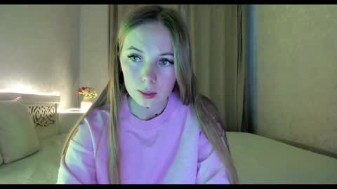 Snapshot of tixxxy chatting on 9, 12, 2024 Maria online show from 9, 12, 2024