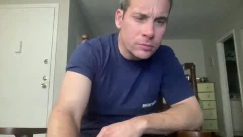 Snapshot of tleigh24 chatting on 8, 1, 2025 tleigh24 online show from 8, 1, 2025