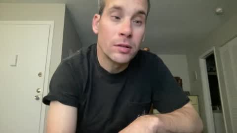 Snapshot of tleigh24 chatting on 21, 2, 2025 tleigh24 online show from 21, 2, 2025