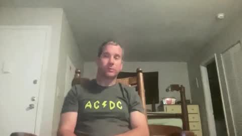 Snapshot of tleigh24 chatting on 2, 12, 2025 tleigh24 online show from 2, 12, 2025