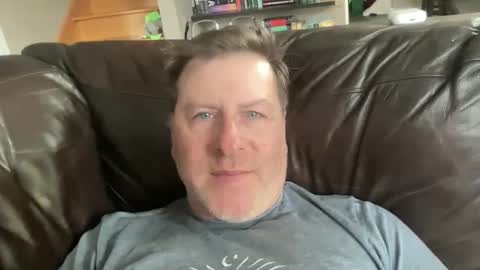 Joshua1983 online show from 5, 3, 2025