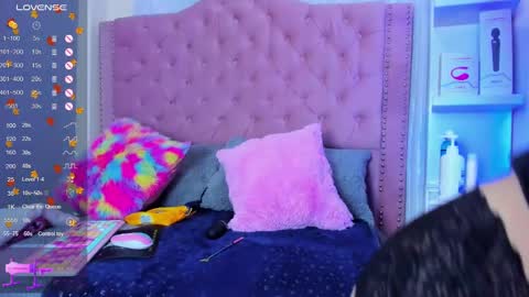 Snapshot of tokito_mitsuri chatting on 17, 12, 2024 tokito mitsuri online show from 17, 12, 2024