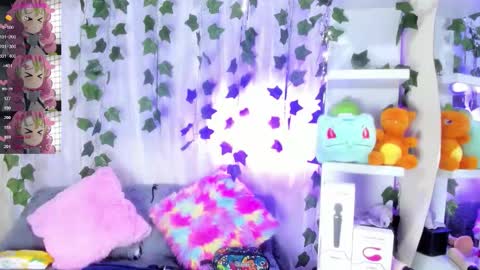 Snapshot of tokito_mitsuri chatting on 12, 11, 2025 tokito mitsuri online show from 12, 11, 2025