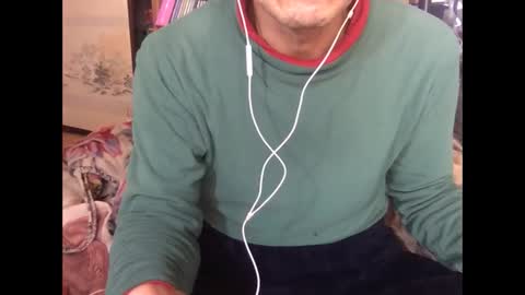 Snapshot of tokyo2024 chatting on 17, 2, 2025 small man online show from 17, 2, 2025