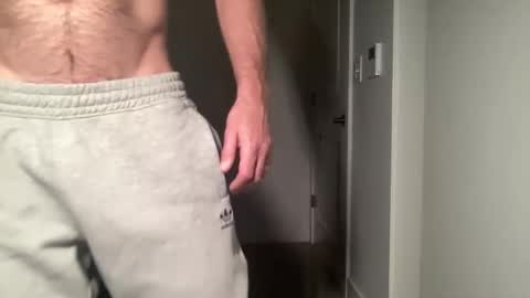 Snapshot of tokyodude12 chatting on 20, 12, 2025 The Beekeeper online show from 20, 12, 2025