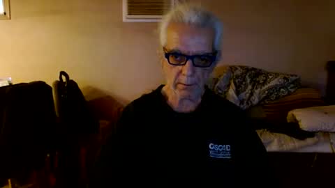 tom112292014 online show from 3, 1, 2025