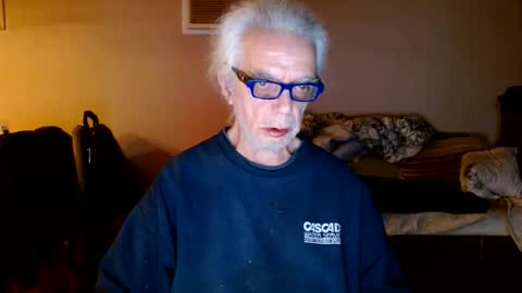 tom112292014 online show from 5, 1, 2025